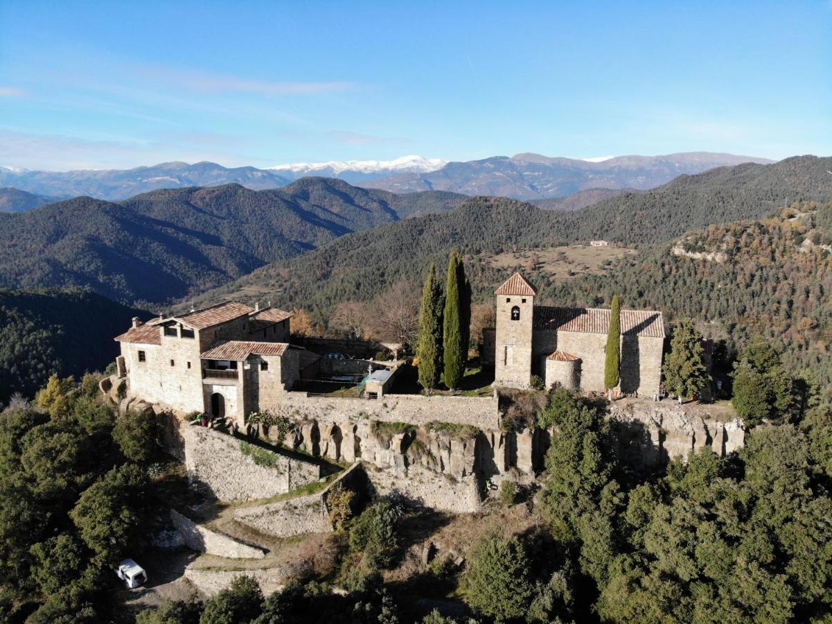 Вилла Castell De Llaes Экстерьер фото